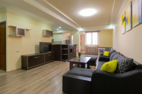 Umba Apartment N5 - balcony and Mount Ararat view